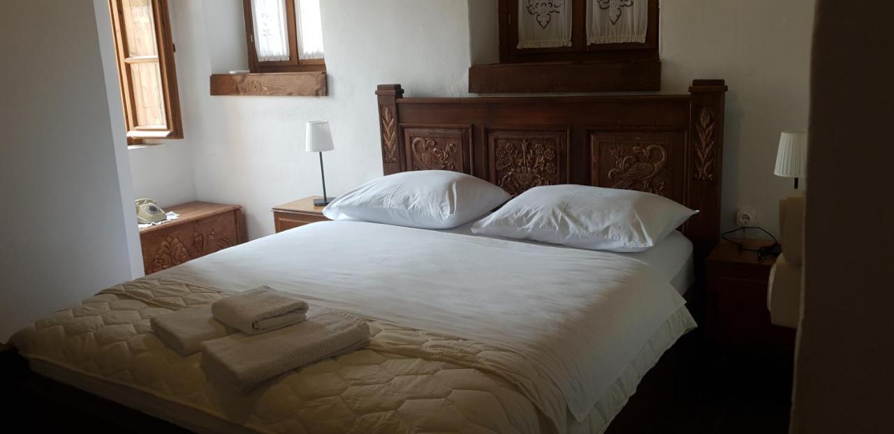 Silver Hill Guesthouse Gjirokaster Luaran gambar